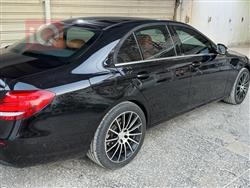 مرسيدس بنز E-Class